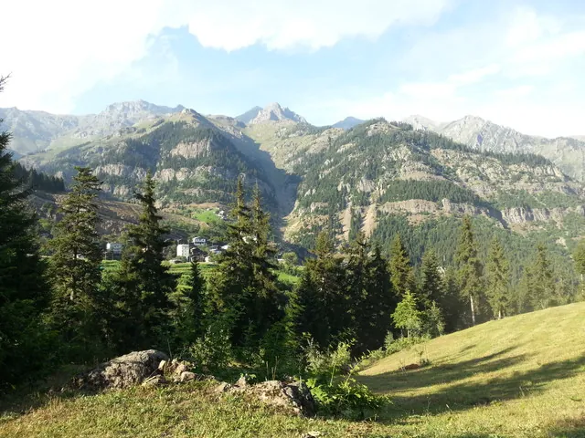 Berta Ortaköy mezrası Artvin köy manzarası