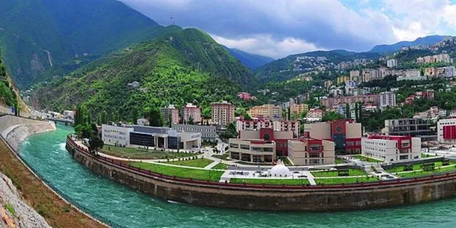 Artvin Çoruh Üniversitesi rehberi 2026 AÇÜ kampüs